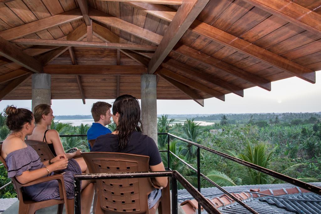 The Coconut Gardens Hotel&restaurant Hotel